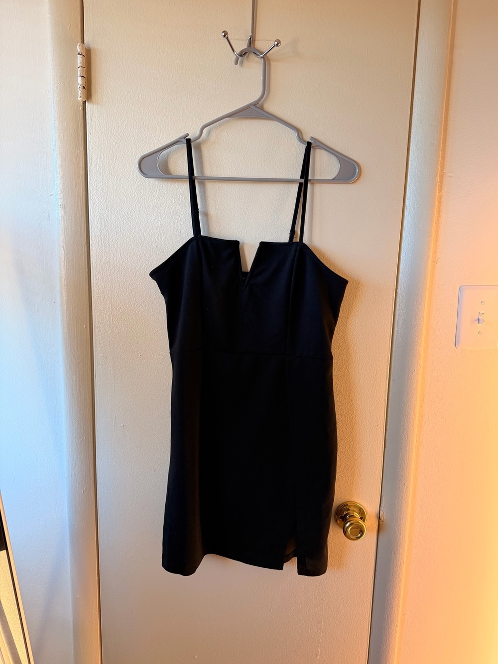 SHEIN Black V Notch Neckline Bodycon Mini Dress L US 8/10